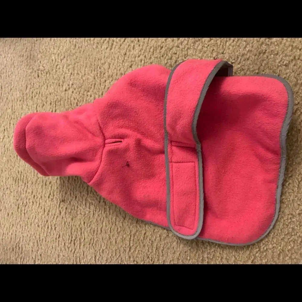 Size small dog winter cover jacket pink